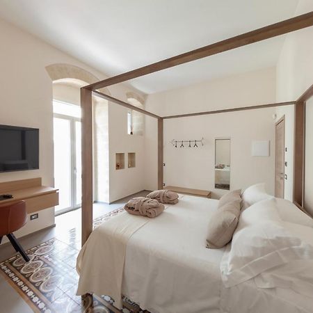 Meteoron Luxury Rooms มาเตรา ภายนอก รูปภาพ