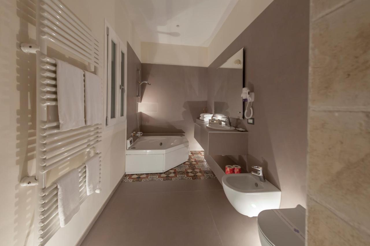 Meteoron Luxury Rooms มาเตรา ภายนอก รูปภาพ